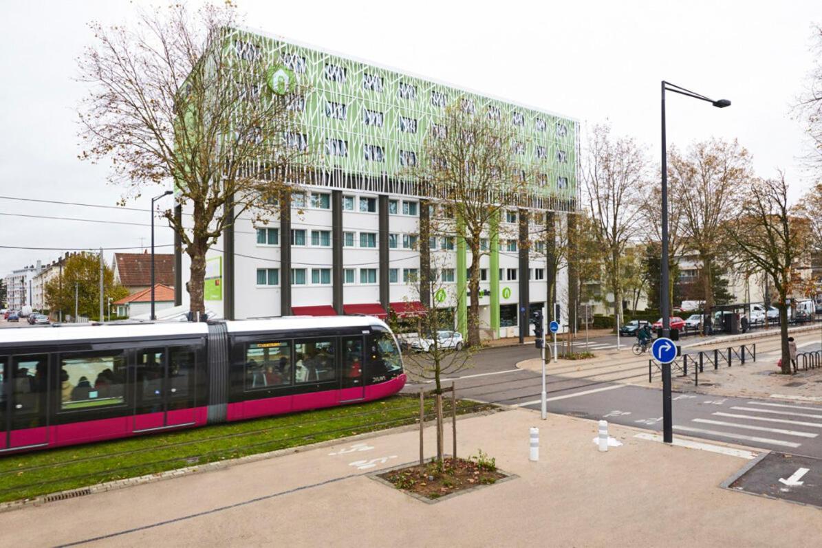 Campanile Dijon Congres Clemenceau Hotel Exterior photo