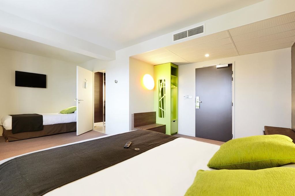 Campanile Dijon Congres Clemenceau Hotel Room photo